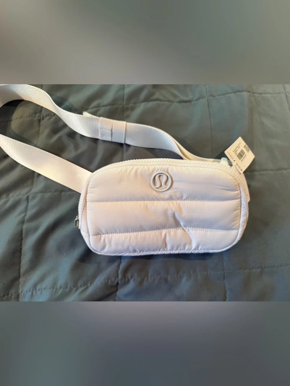 lululemon athletica white Quilted Everywhere Belt Bag